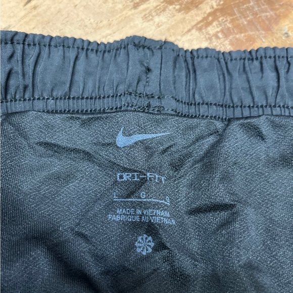 NWT Nike Women’s Athletic Shorts - Picture 4 of 6
